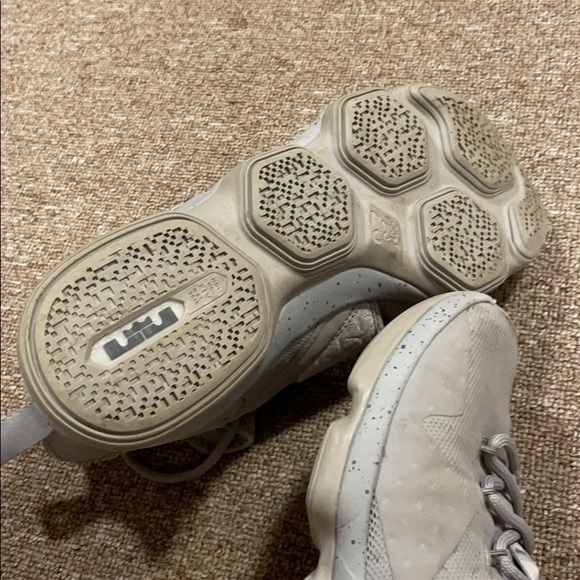 Lebron 14s - Picture 6 of 6